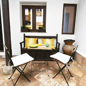 https://el-cobertizo-de-jimena-parking-gratis.besthotelstoledo.com